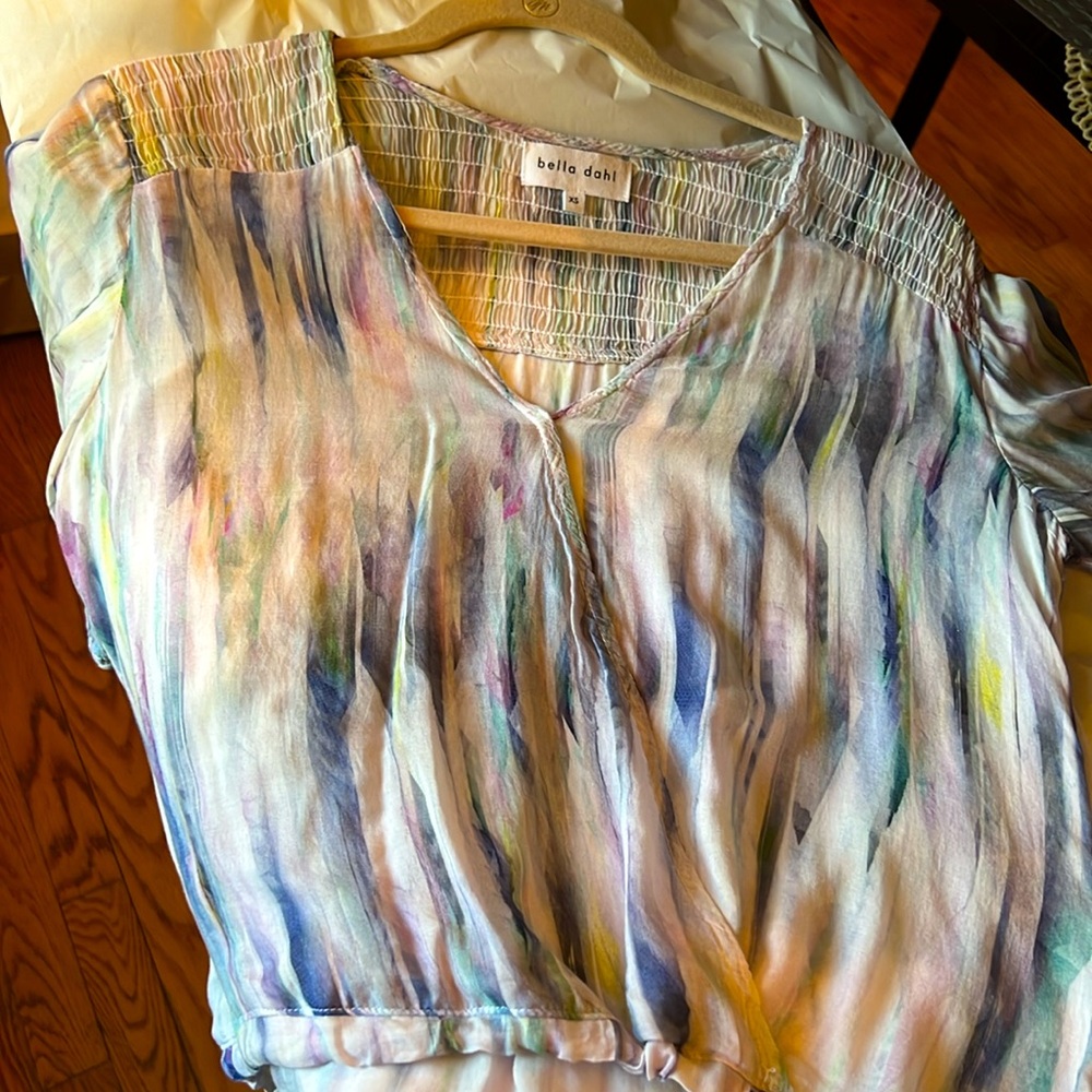 Bella Dahl XS pastel color blouse - Picture 3 of 4
